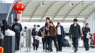 全国铁路客流保持高位运行:10月3日预计发送旅客1890万人次