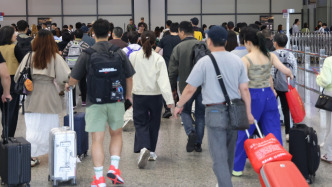 国庆假期第三天：“拼假”提前出行游客陆续返程，省内游成假期中后段出游主力