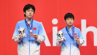 国际乒联最新世界排名：男单王楚钦位列第四，女单孙颖莎重回第一