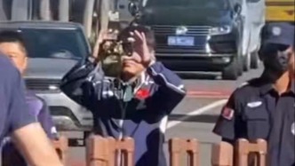 王皓赛场外遭围堵辱骂后报警：观赛表达的法律边界在哪？“法不责众”能成为免责理由？律师解读