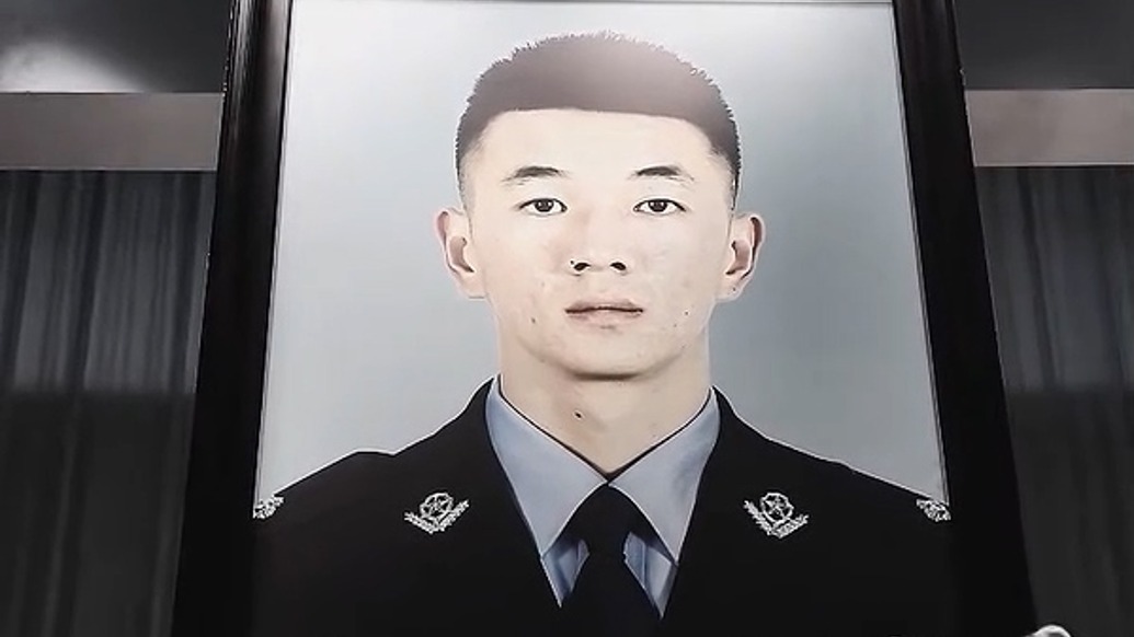 25岁民警吴龙被追记二等功