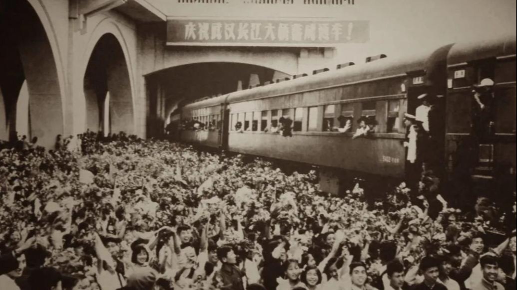 历史上的今天|1957年10月15日,武汉长江大桥建成通车