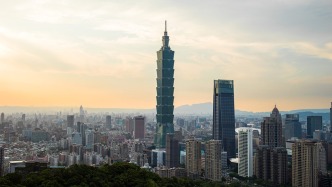 人民日报钟一平：用谎言和妄想堆砌“山巅之城”