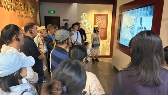 从盛夏走到金秋，漫步静安街巷，在红色旧址与海派烟火间读懂上海