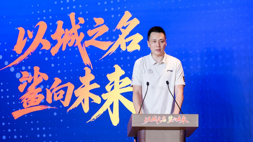 有经验没架子,卢伟称赞新援:他们愿跟教练组沟通每个细节