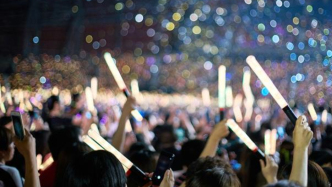 网传明星演唱会门票被炒至25万一张，天价黄牛票为何屡禁不止？