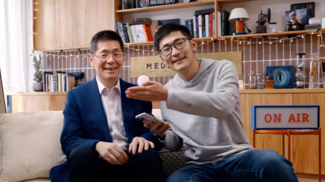 影视飓风称“父承子业”纯属误会：公司创立之初Tim父亲就是执行董事，不参与经营