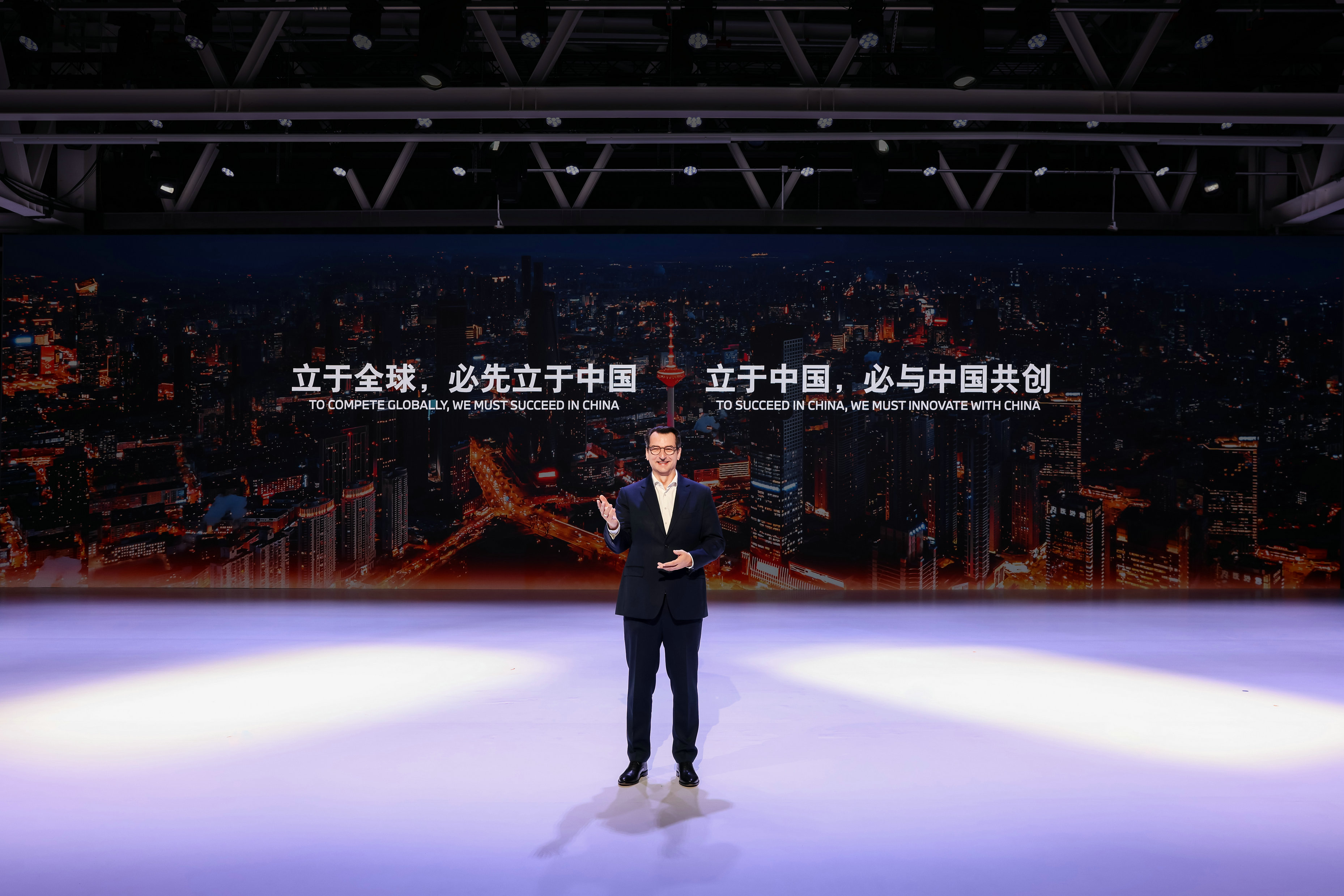 宝马第六代动力电池沈阳下线，新世代车型国产化迈出关键一步