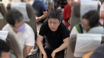 沪喀同心｜乘客万米高空突发晕厥，刚结束援疆的上海医生紧急出手