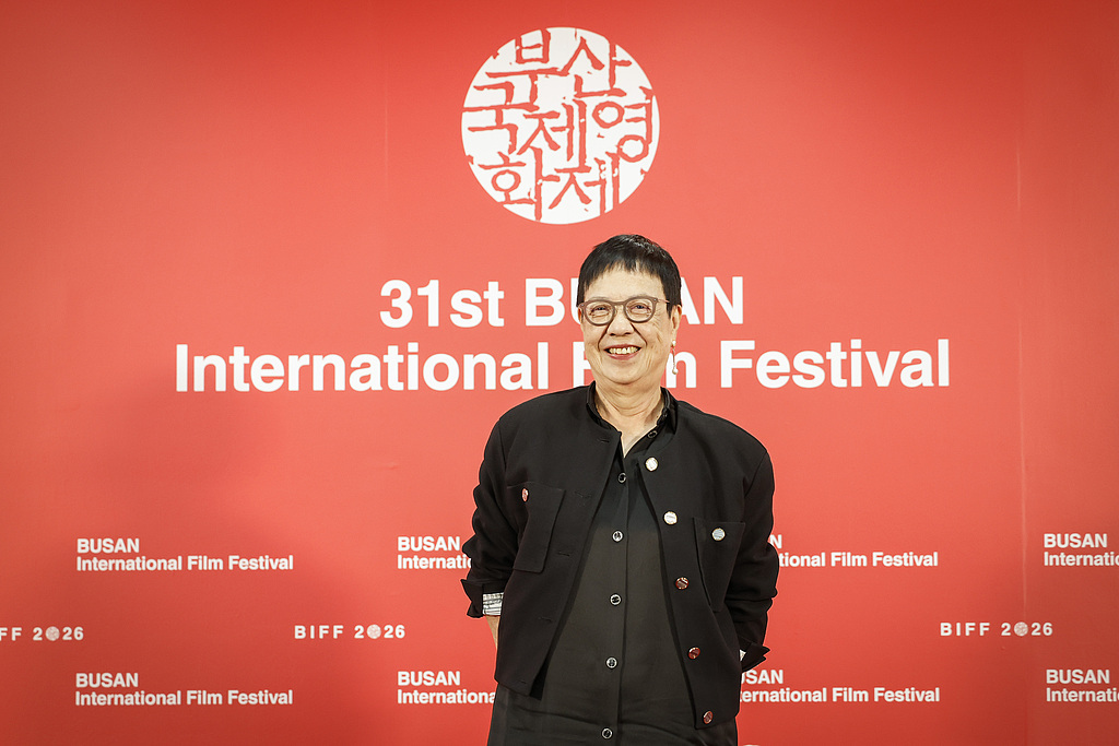 张艺谋、毕赣领衔本届釜山评审团,《小鞋子》导演作品获“冲奥”外卡