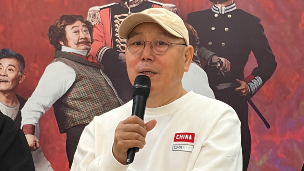 李诚儒呼吁影视演员适当回归话剧:有没有真本事,舞台上见分晓
