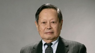历史上的今天｜2025年10月18日，杨振宁逝世