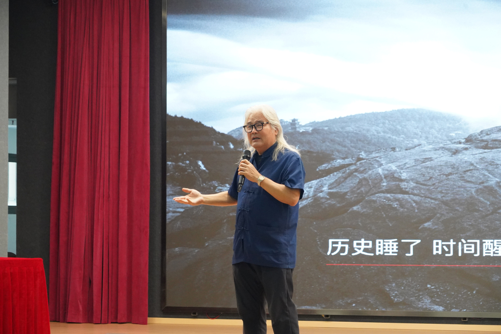 摄影家雍和谈纪实摄影：观察身边寻常生活，拍出意义