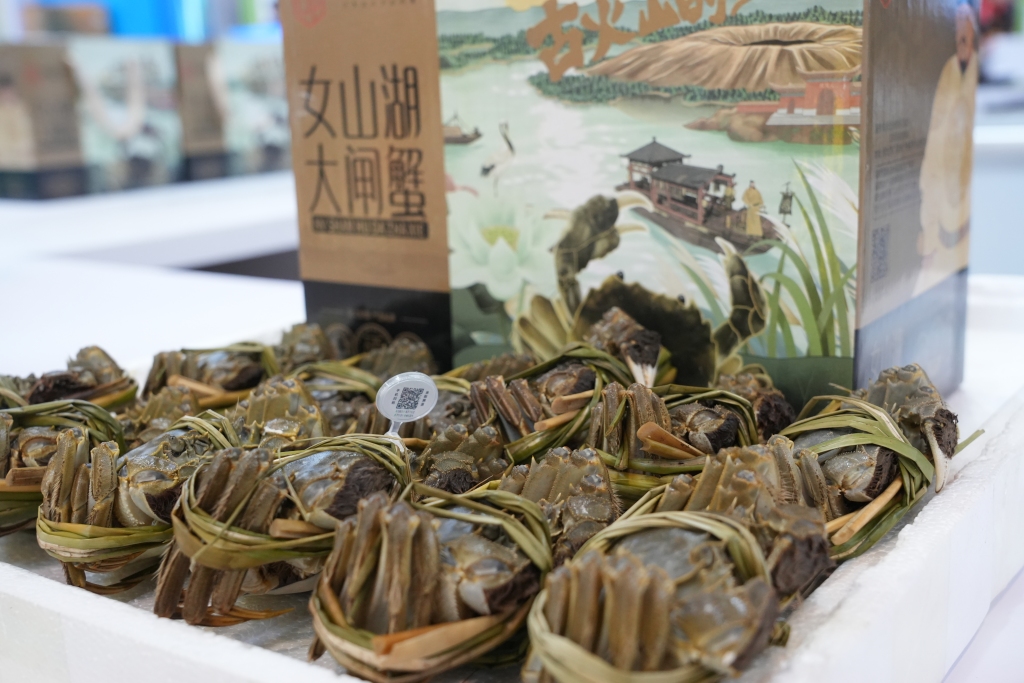 赴沪 “蟹” 逅！明光的螃蟹凭什么 “横着” 闯出大产业