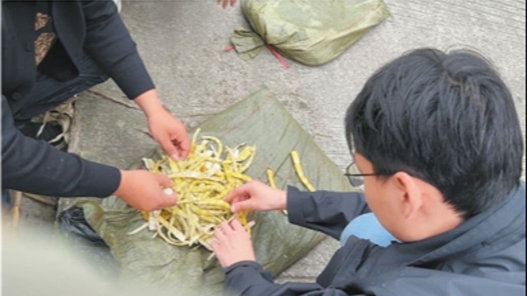 四川多地曝出硫磺熏笋,人民日报微博:熏黑了经营良心,熏砸了地方招牌