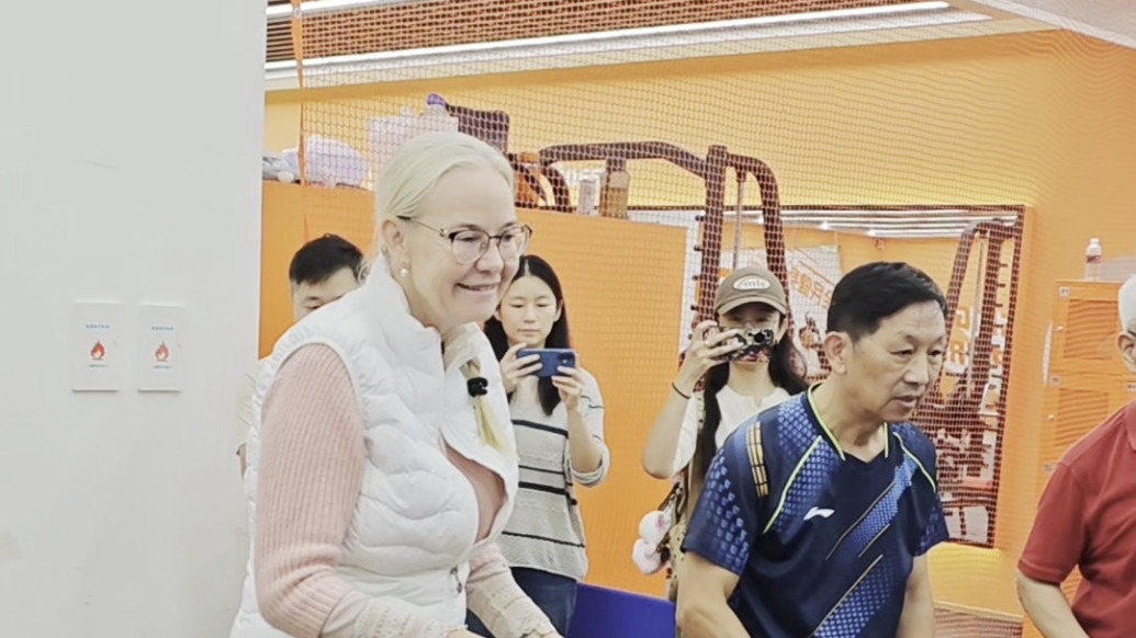以球健体，乒乓战帕！索林王励勤参观上海“帕友之家”