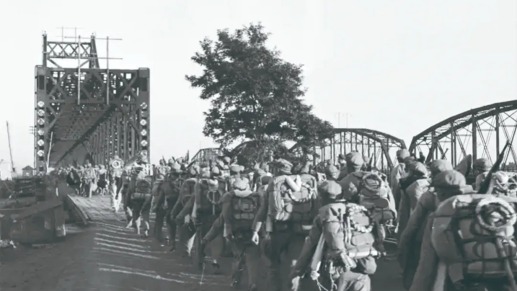 历史上的今天｜1950年10月25日，抗美援朝出国作战