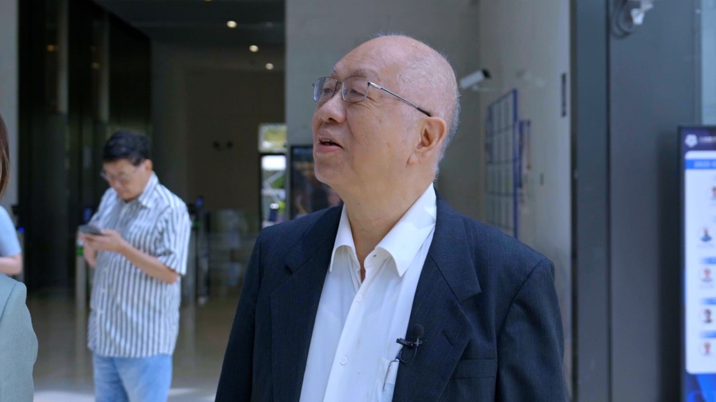 丘成桐的硬核浪漫：开车穿越美国去结婚，顺便攻克世界级猜想