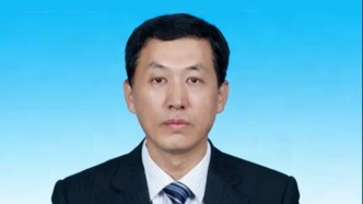 内蒙古自治区阿拉善盟行政公署原副盟长包野被公诉