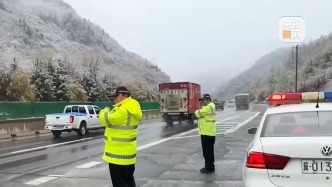 视频丨北方出现大风降温天气 多地提前供暖