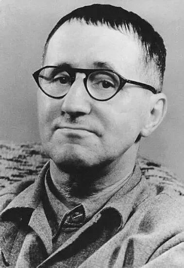 一场婚礼,一重假面:这部布莱希特早期剧作首次来华上演