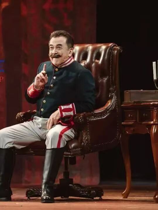 重返正典,评李诚儒黄宏主演的《钦差大臣》