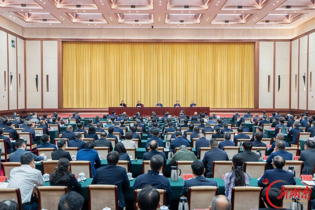 新任湖南省委书记王志军:完全拥护、坚决服从党中央决定