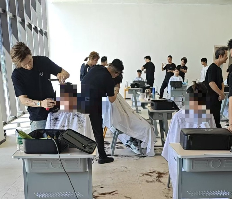 董明珠发话“长头发该剪了”，珠海格力技工学校为师生安排免费剪发
