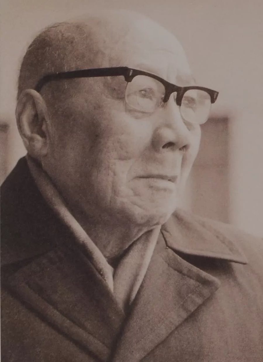 现场|“近代章草第一人”王蘧常,近百真迹复旦展出
