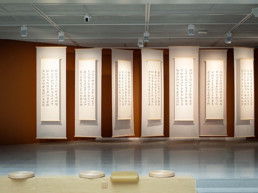 现场|“近代章草第一人”王蘧常,近百真迹复旦展出