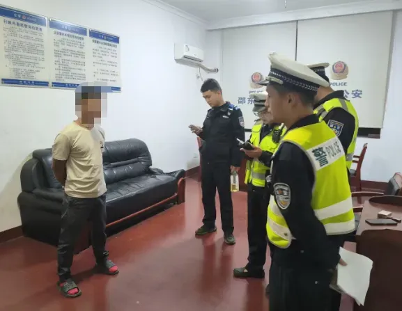 男子出借微信号供人“抢红包”被行拘:抢了3.4万元红包,其中5800元涉诈