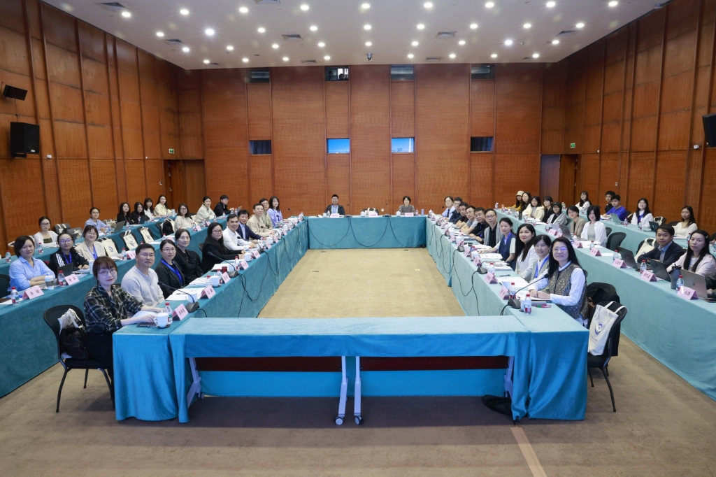 道器之间:媒介更迭与场景新生——第十三届“闻天论坛”在上海社会科学院举行