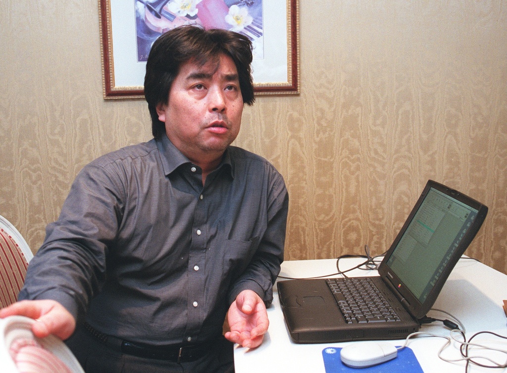 村上龙用数十年追问的那个问题,并不会随着他的离去而消失