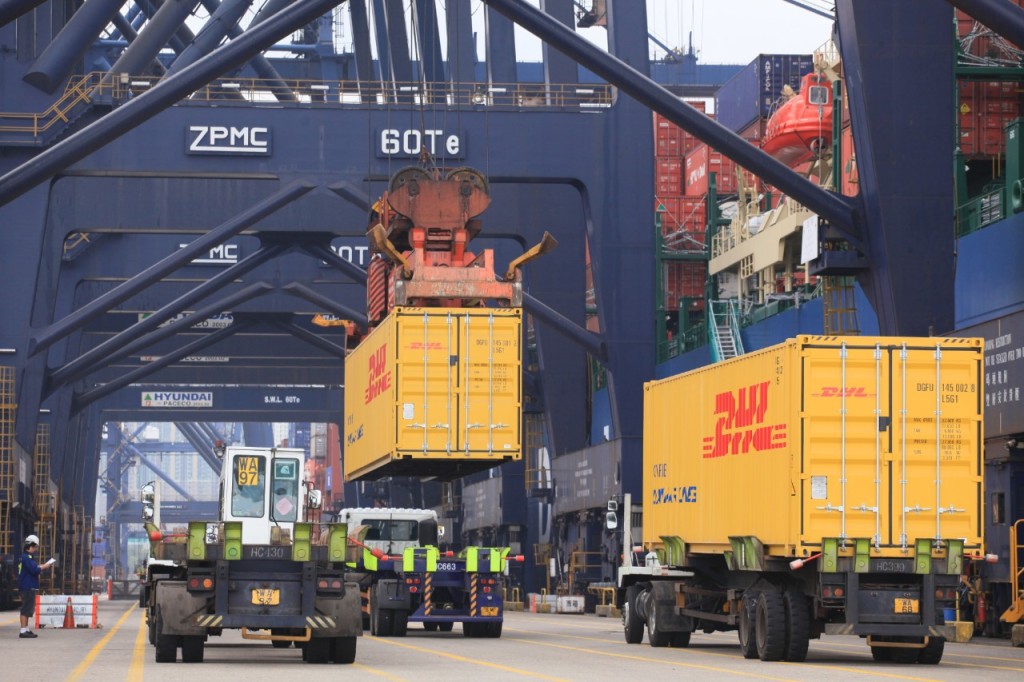 DHL全球货运中国:今年空运运价高于去年同期,AI硬件成出口物流新增长点