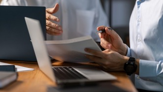 天壕能源：因交易价格等关键条款未达成一致意见，决定终止收购天壕新能100%股权