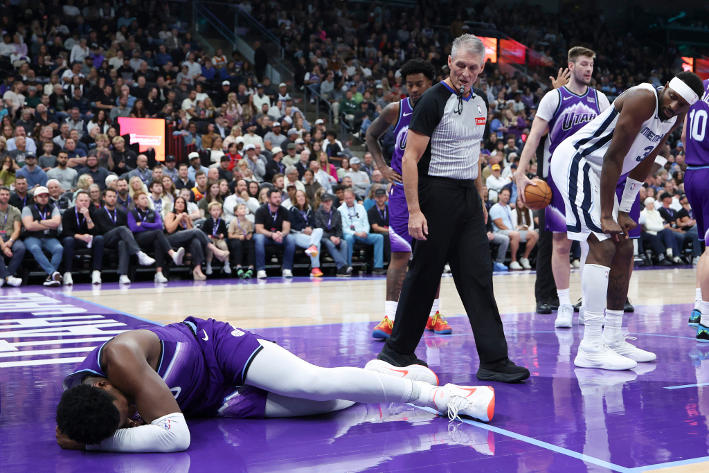 深一度|NBA开赛再遇伤病潮,到底谁该为球员的受伤负责?