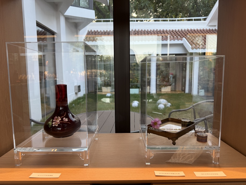 5元一杯茶,临湖伴书香,书店开进70年杨浦公园老茶室