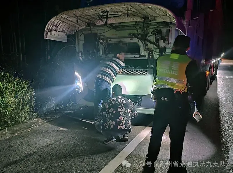 三辆超限重型半挂货车恶意冲卡,云贵两地执法部门联动跨省拦截