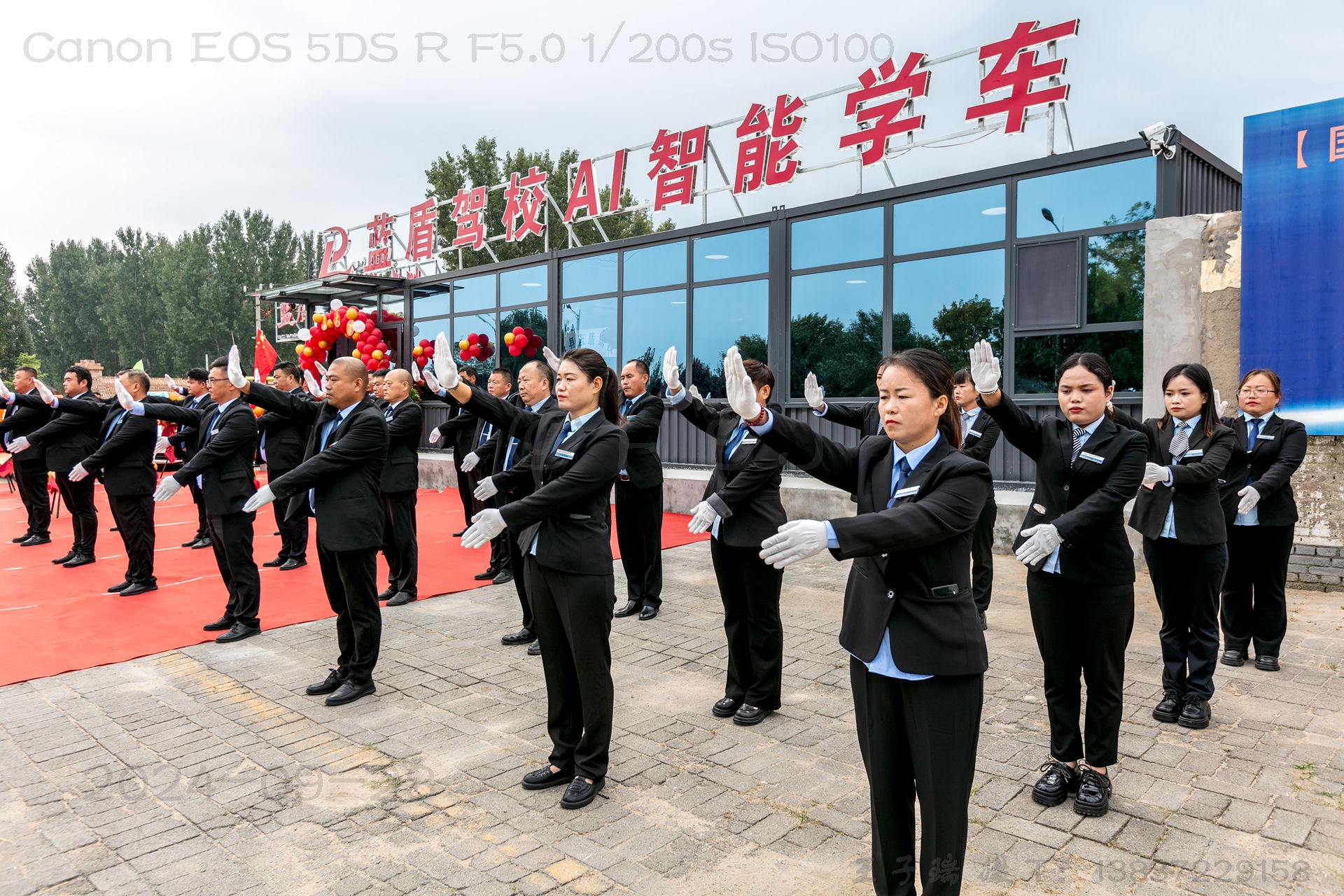 驾校也AI：智能模拟器和机器人教你学开车丨河南滑县