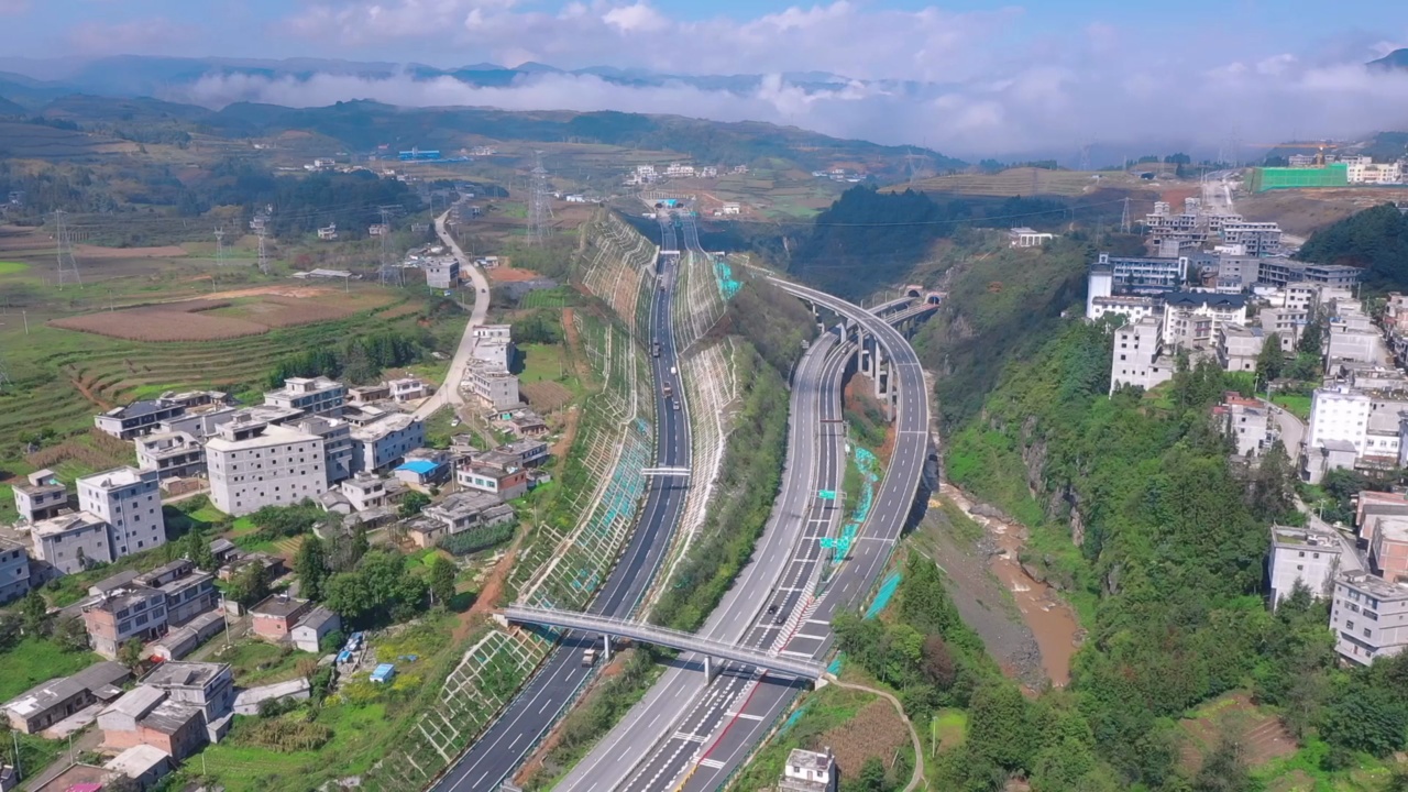 大永高速全线建成通车 昭通实现"县县通高速"