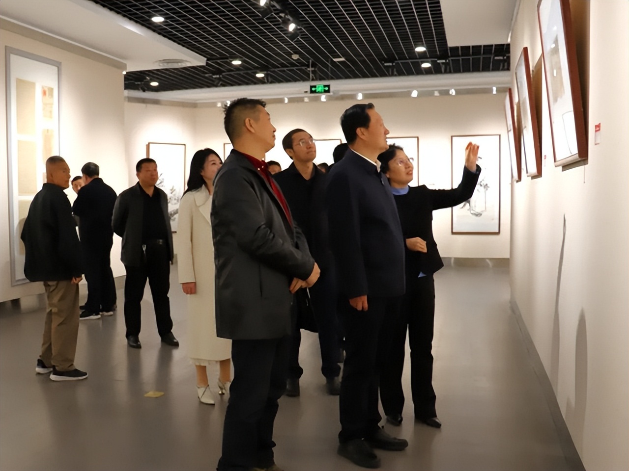 “道艺双清——张建中书画作品展”平凉巡展开展_澎湃号·政务_澎湃新闻-The Paper