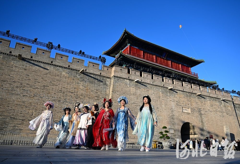坚定信心 勇挑大梁·文旅新场景丨正定古城热,掌握了什么流量密码 坚定信心 勇挑大梁·文旅新场景丨正定古城热,掌握了什么流量密码