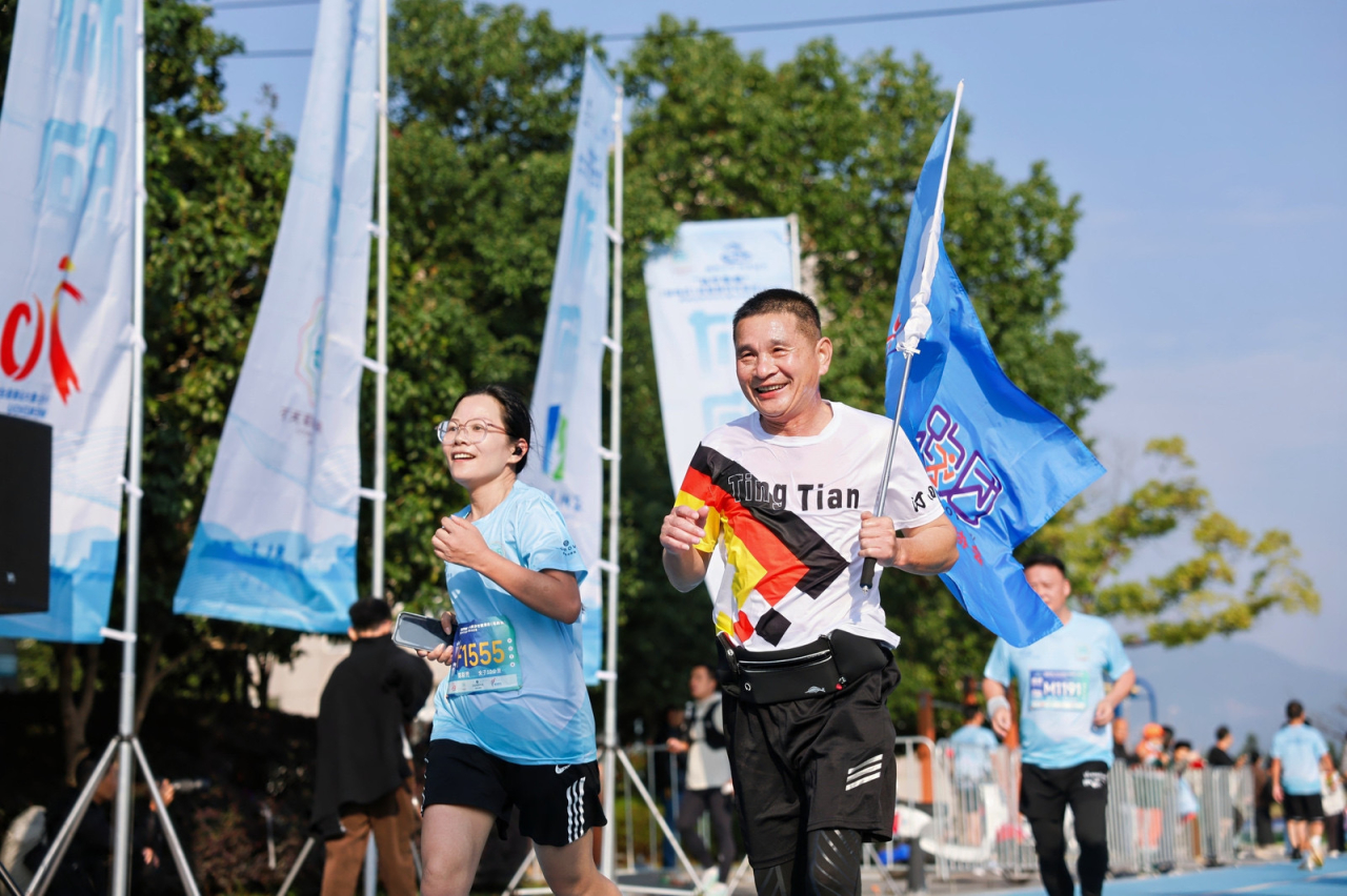 欢乐“加倍”！浙江“村跑”（马屿站）邂逅百年市集跑出快乐“花火”-第10张图片-特色小吃