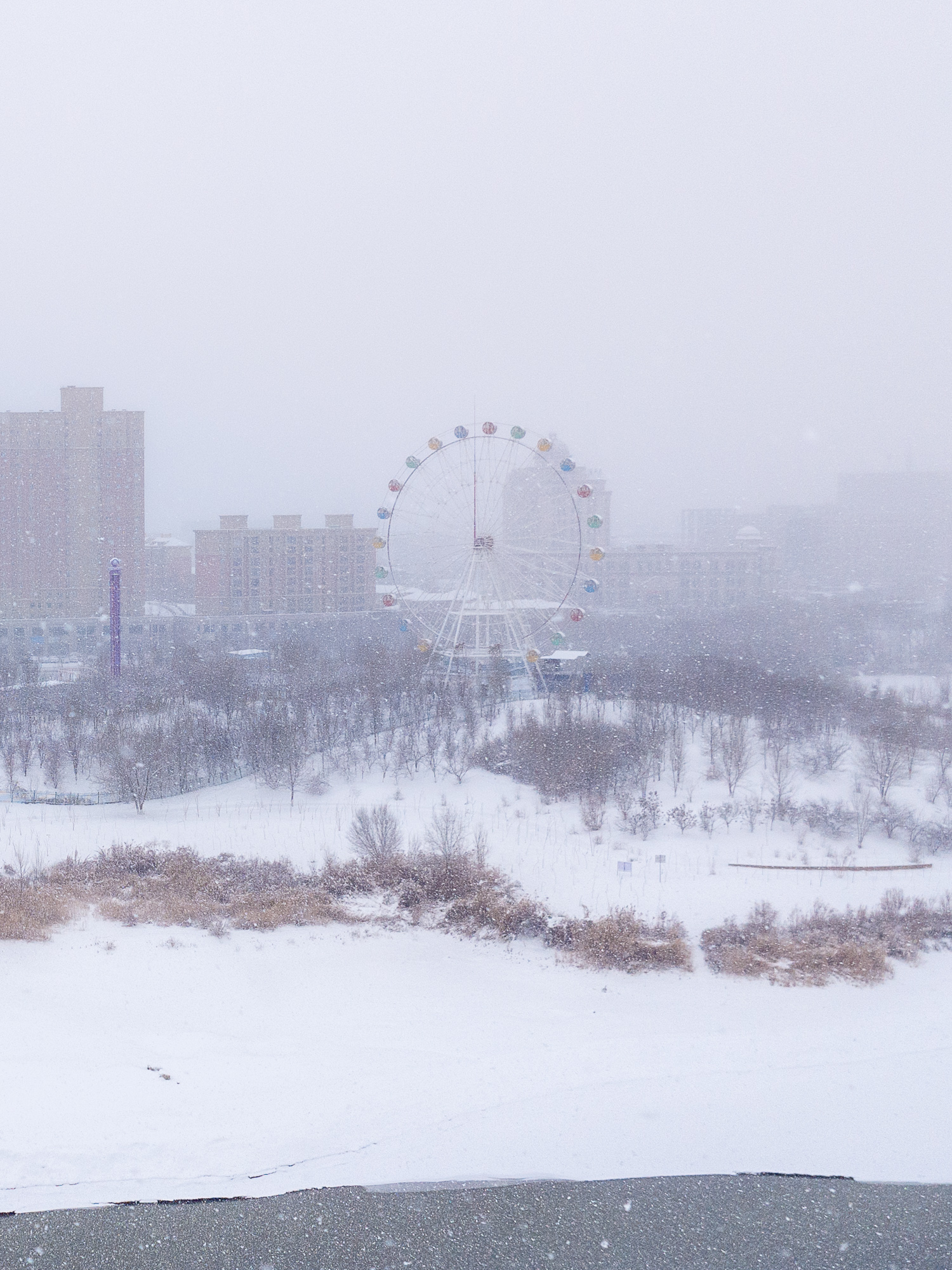 乌鲁木齐雪景图片图片