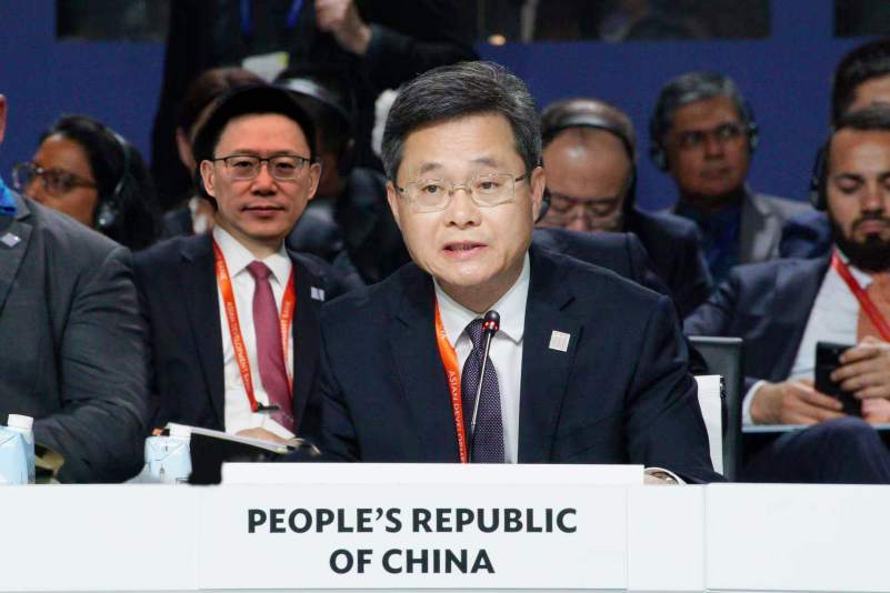 蓝佛安：中方将采取更加积极有为的宏观政策，有信心实现2025年的5%左右增长目标