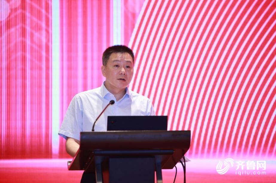 王日春已任教育部社会科学司司长，此前系人教社总编辑