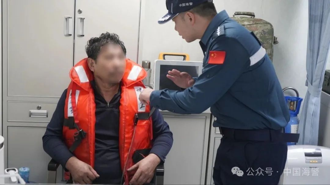 视频丨中国海警成功救助8名外籍遇险渔民,韩方向中方致谢