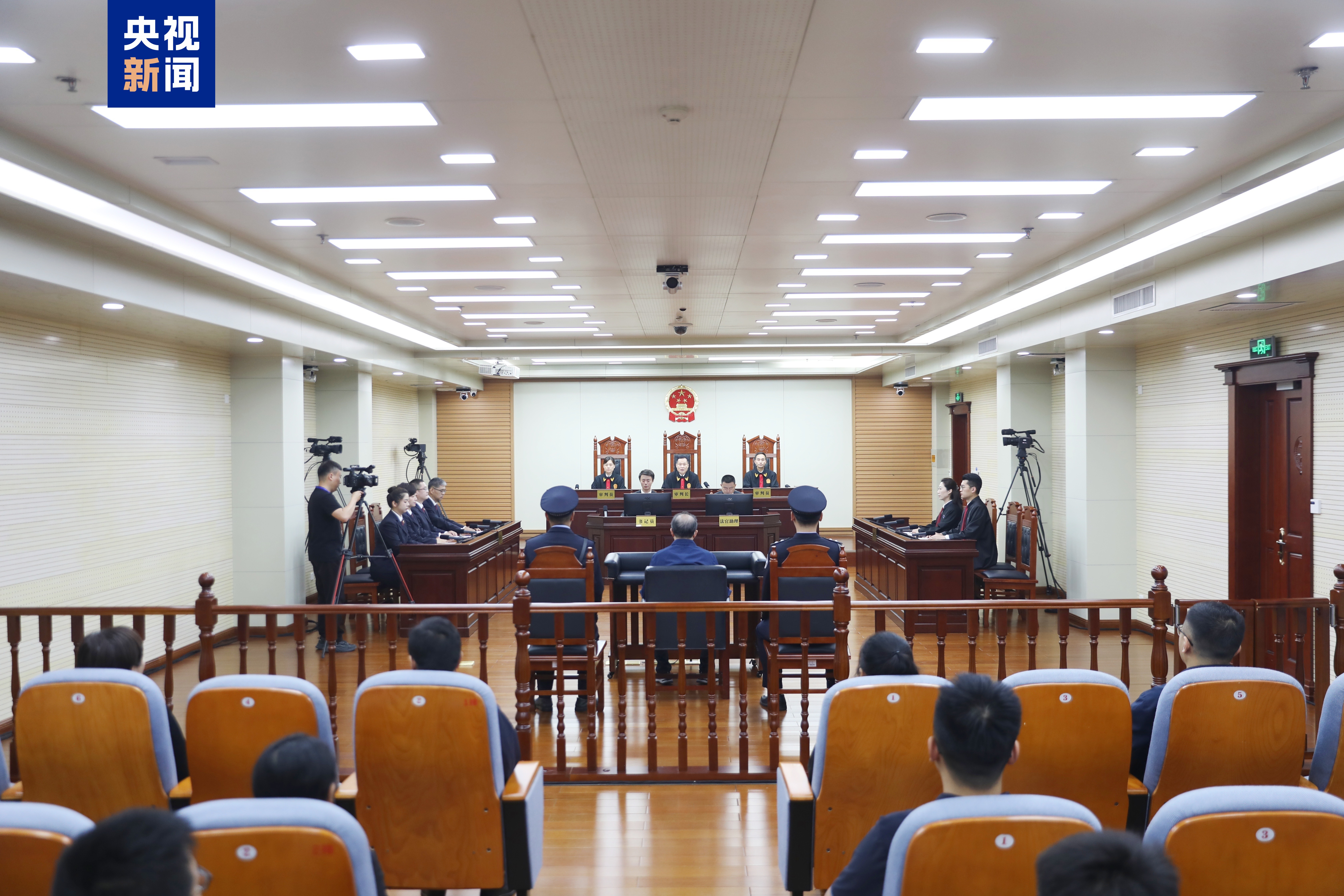 受贿1.29亿余元，黑龙江省原副省长王一新被判无期