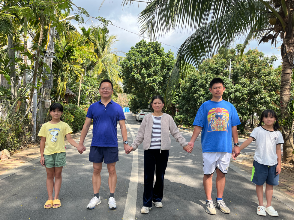 家国万里·时光故事会|科学家伉俪,用玉米书写家国情怀