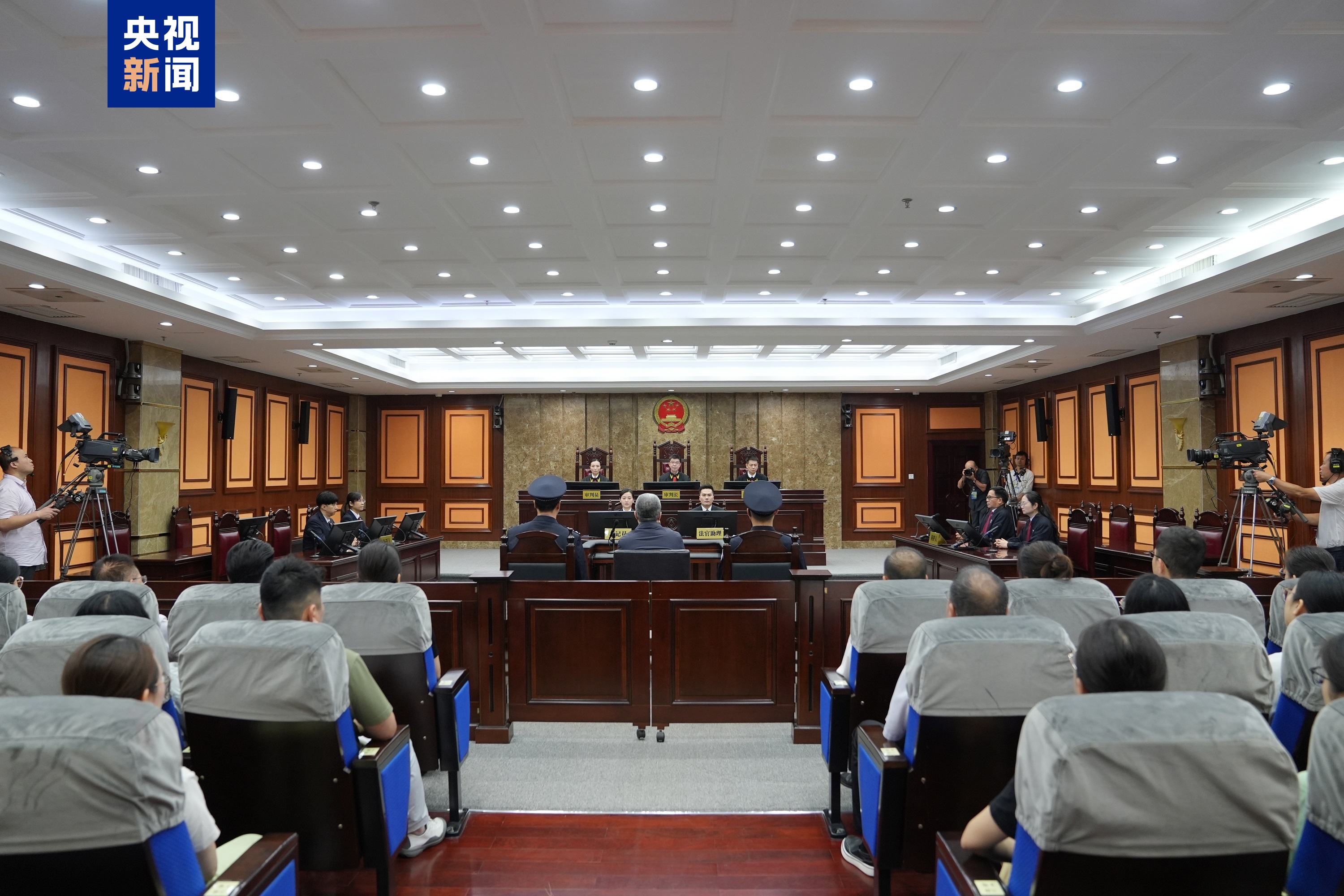 受贿2.61亿余元，陕西省政协原主席韩勇一审被判死缓
